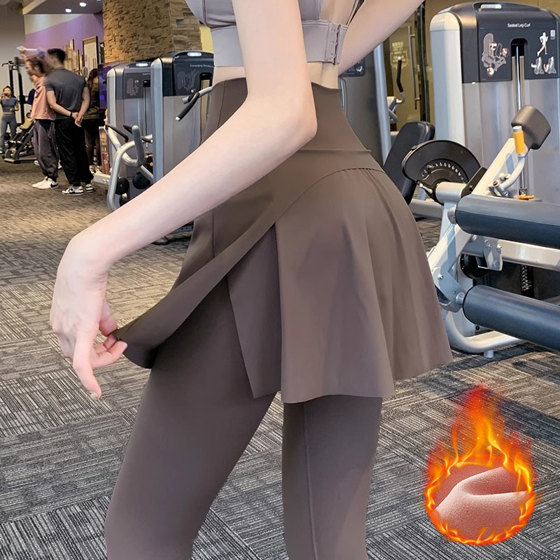 Ženske fitness suknjasto-pantalone s visokim strukom, uski kroj, poliester, visoka elastičnost, jednobojni uzorak, proljeće 2026