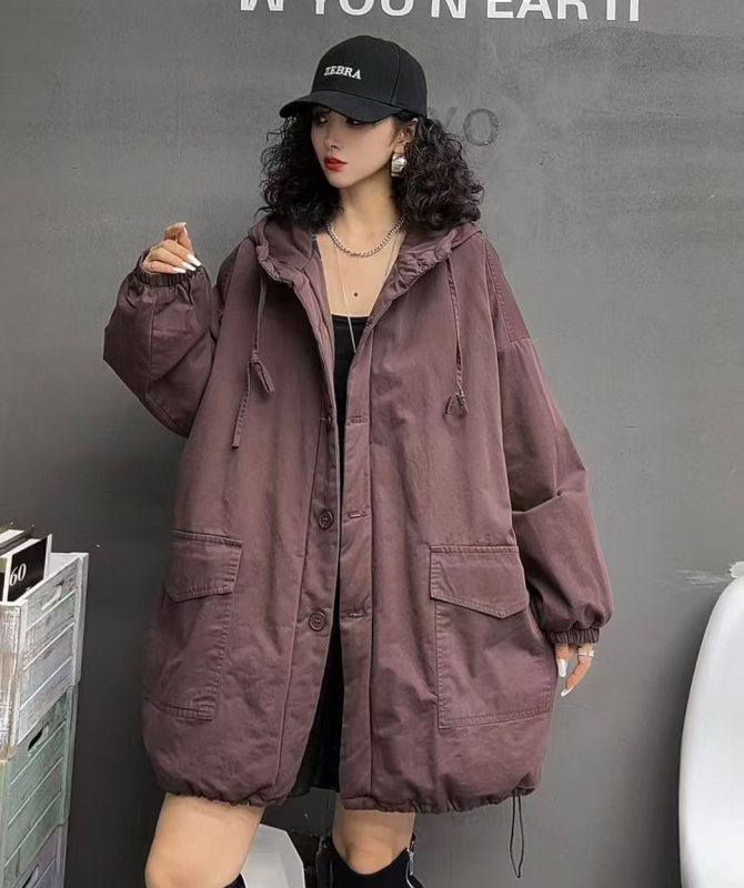 Ženski puffer kaput s kapuljačom od pamuka, retro stil, srednje duljine, dugi rukavi, zima 2025