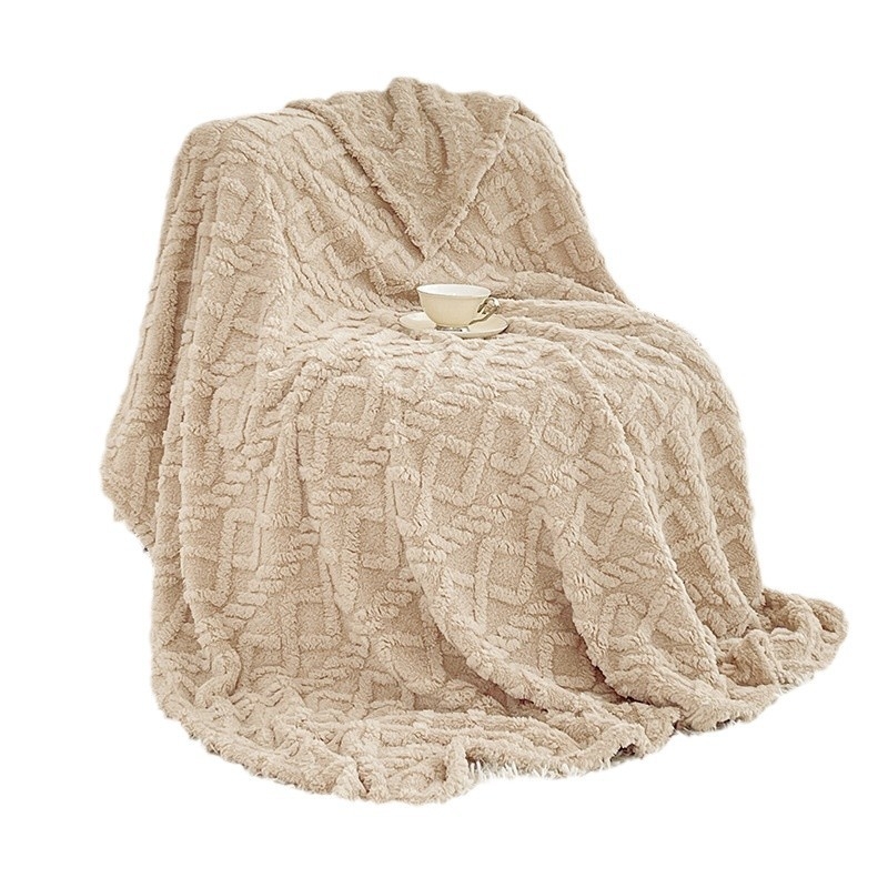 Cut Velvet deka — Polyester, 800–1000 g, za sve sezone, stil Light Luxury