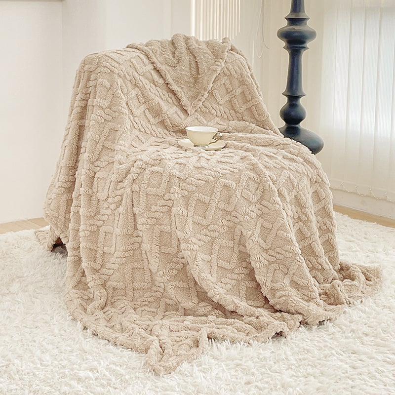 Cut Velvet deka — Polyester, 800–1000 g, za sve sezone, stil Light Luxury