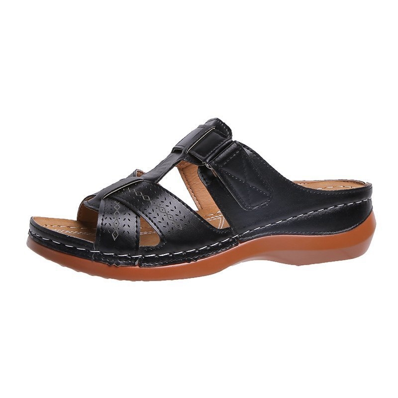 Ženske platforme sandale s prorezanim dizajnom i prugastim uzorkom, slip-on, PU gornji dio, gumeni potplat, okrugli vrh