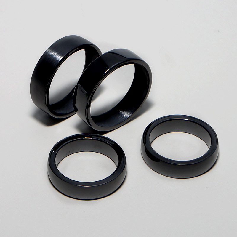 Kerámiagyűrű — divat stílus, eredeti dizájn — szekciós feldolgozás — uniszex