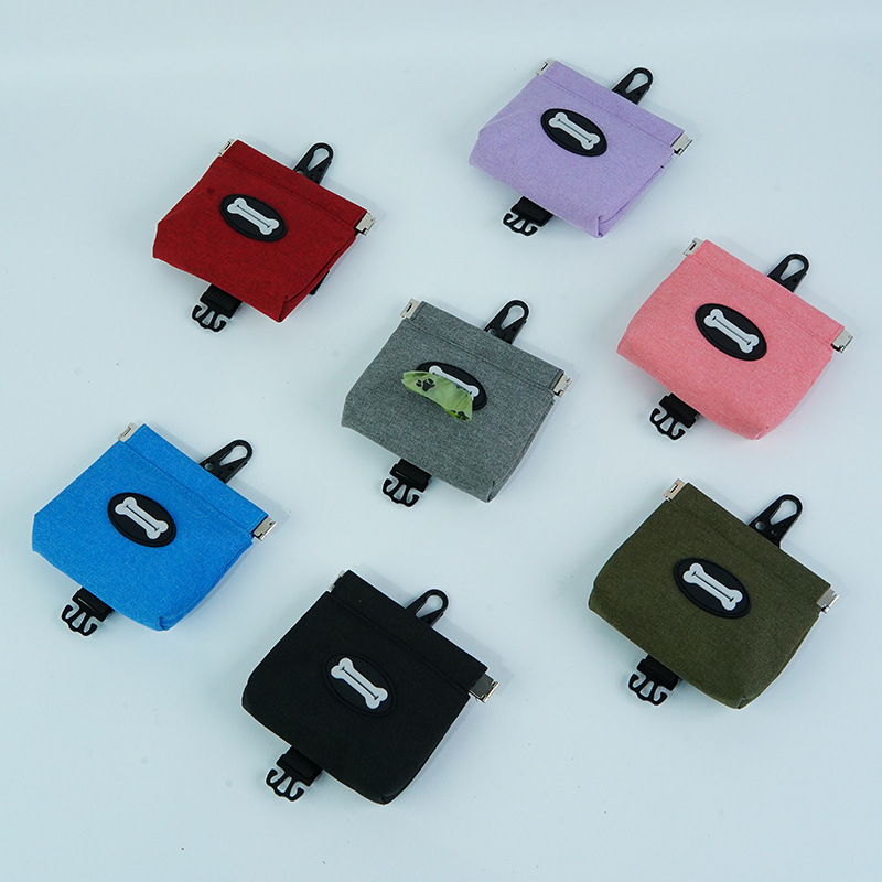 Zberateľ výkalov psa s dávkovačom tašiek a prenosným zásobníkom na pochúťky, Oxford látka, prenosný, rýchly prístup jedným kliknutím, karabína proti strate