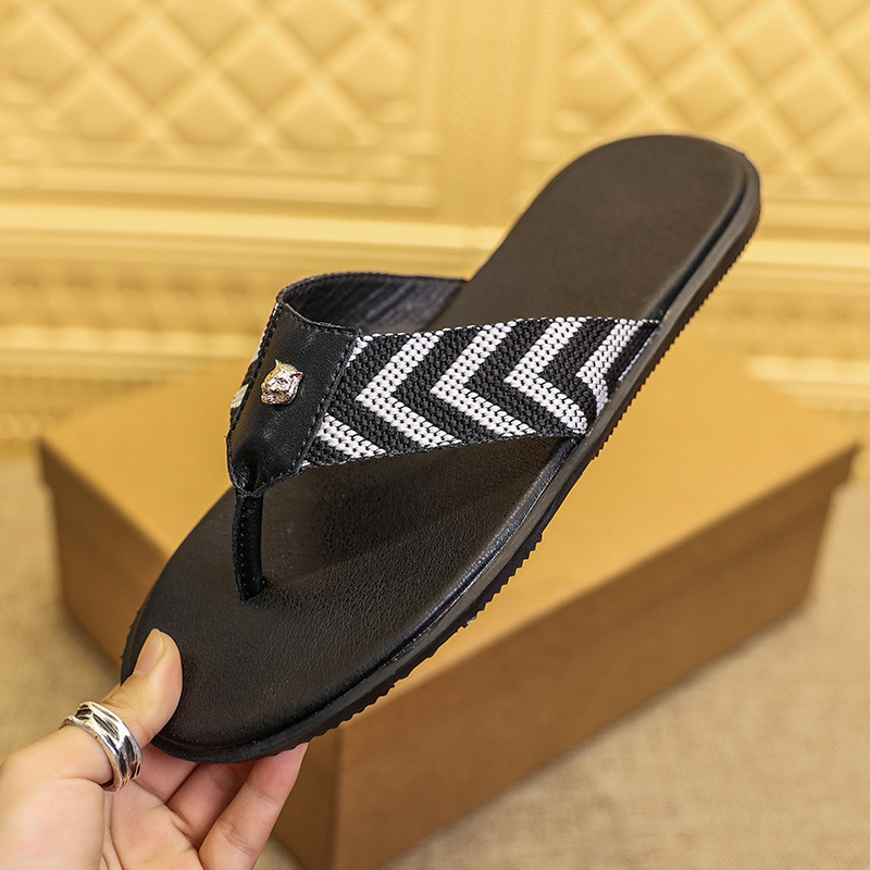 Мъжки ежедневни сандали с кожена горна част и клип за пръст