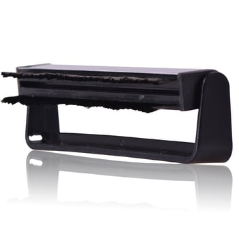 Kit de curățare pentru discuri vinil — pentru notebookuri, telefoane, calculatoare și camere digitale; include perie și curățător, model KCL-1902, formulă pe bază de apă cu extracte vegetale.