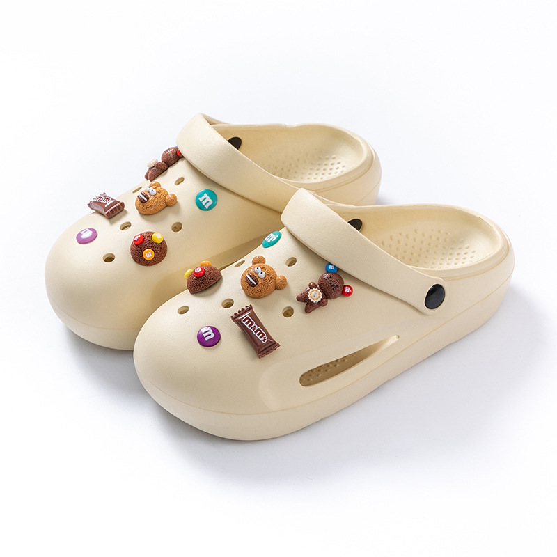 Ženske EVA sandale s dizajnom rupa u obliku srca, Crocs-stil plažne sandale, debljina đona 3–5 cm, lagane i protuklizne, đon injekcijski oblikovan, 2025 izdanje