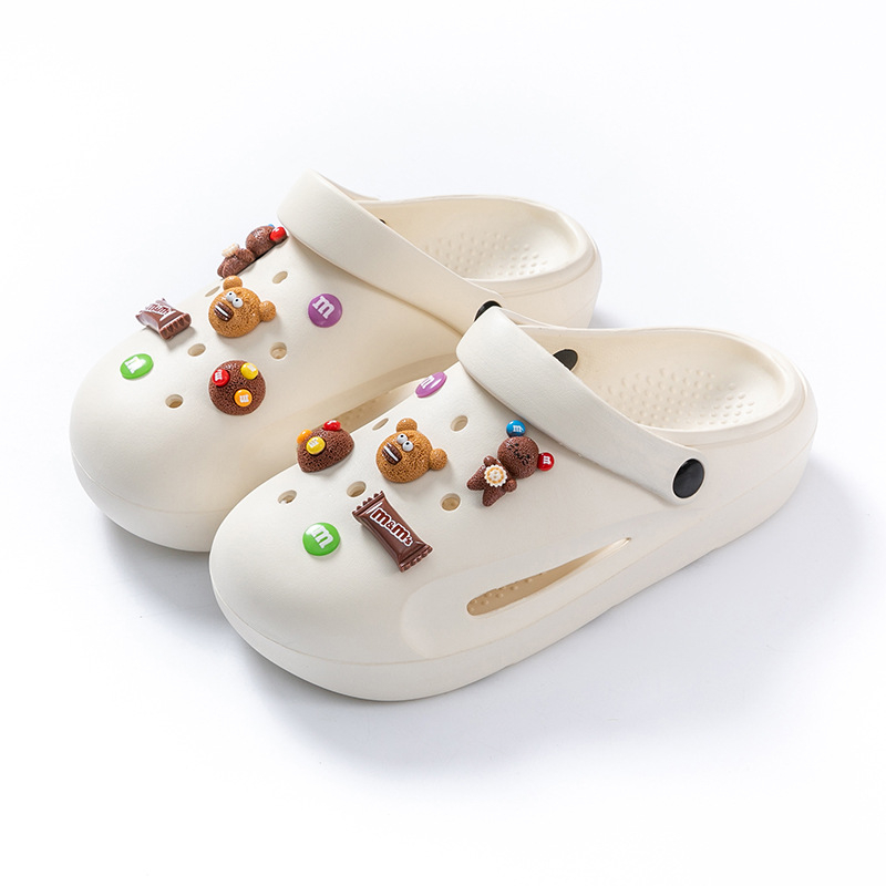 Ženske EVA sandale s dizajnom rupa u obliku srca, Crocs-stil plažne sandale, debljina đona 3–5 cm, lagane i protuklizne, đon injekcijski oblikovan, 2025 izdanje