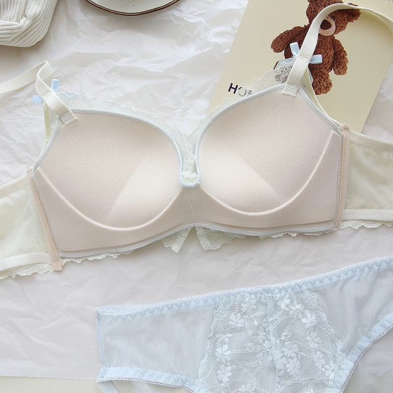 Sada podprseniek s 3/4 košíčkom, push-up, horná podpora, pevné ramienka, zadné tri rady háčikov, nylonová látka