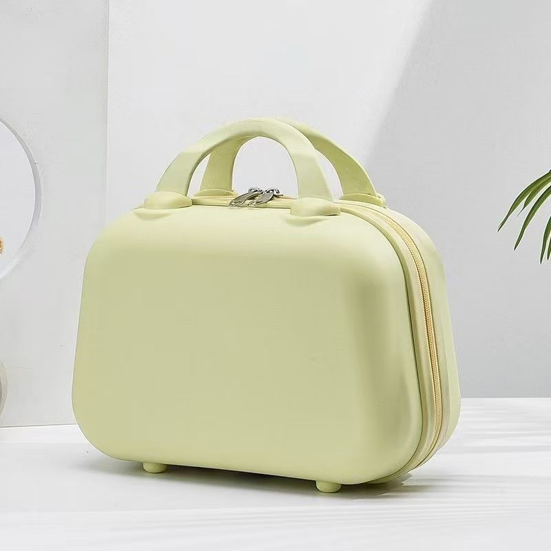 Caseră cosmetică de călătorie — portabilă, PP material, roți cu direcție unică, deschidere cu fermoar, respirabilă și extensibilă, greutate 800 g