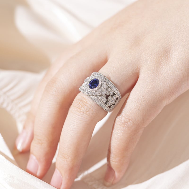 S925-ös ezüst gyűrű elektroplátolással – retro stílus, irodalom és művészet