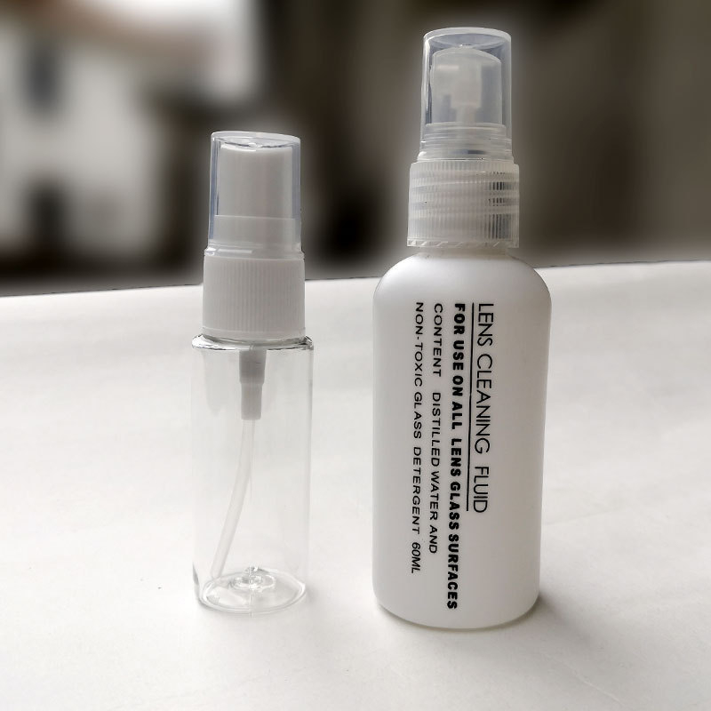 Mengji Υγρό Καθαρισμού Οθονών – Διάλυμα με αποιονισμένο νερό και ισοπροπυλική αλκοόλη με άρωμα; κατάλληλο για φορητούς υπολογιστές, κινητά τηλέφωνα, ψηφιακές κάμερες και οθόνες; 144 φιάλες ανά κιβώτιο