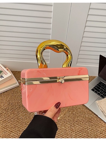 Crossbody torba, EVA materijal, pravokutnog oblika, izdanje jesen 2025, skriveni džep sa zatvaračem