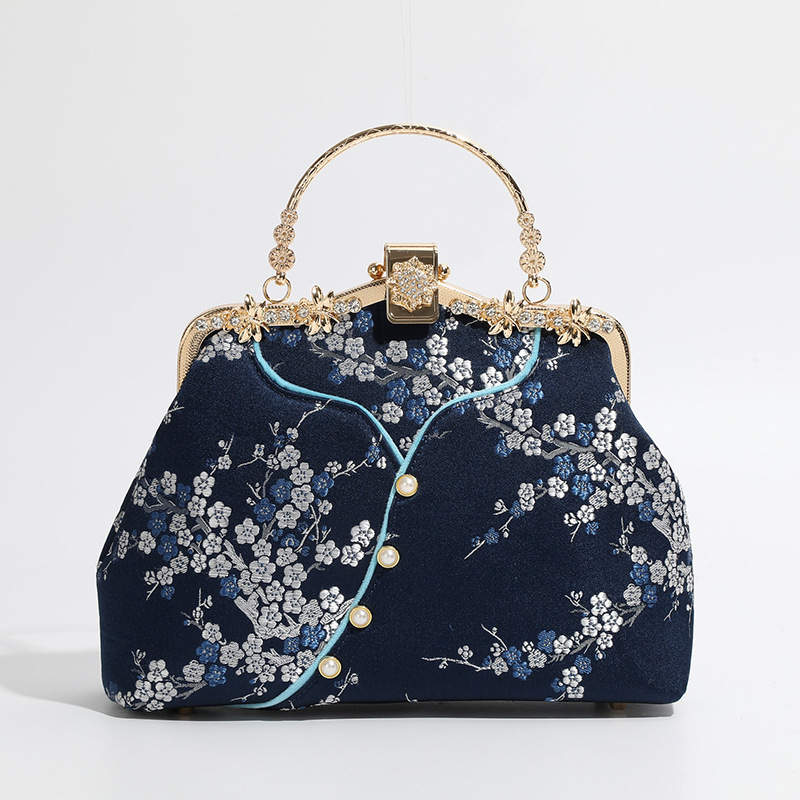 Ženska torba inspirirana kineskim stilom, svila, školjkast oblik, zaključavanje bravom, unutarnji džepovi s patentnim zatvaračem i džep za telefon, s jednim remenom