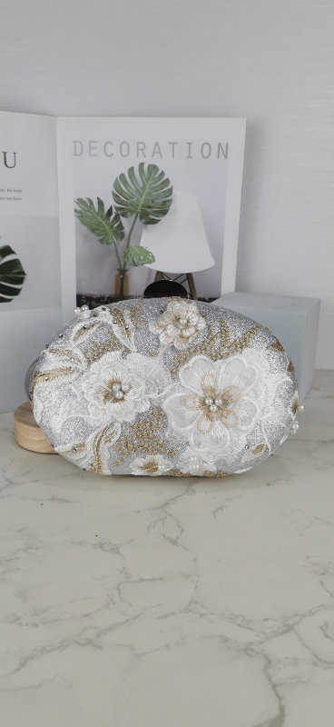 Izšivana večernja torbica od poliestera s kanvasnom podlogom, horizontalan kvadratni oblik, zatvarač s lokom, unutarnja džep za telefon — luksuzan retro dizajn