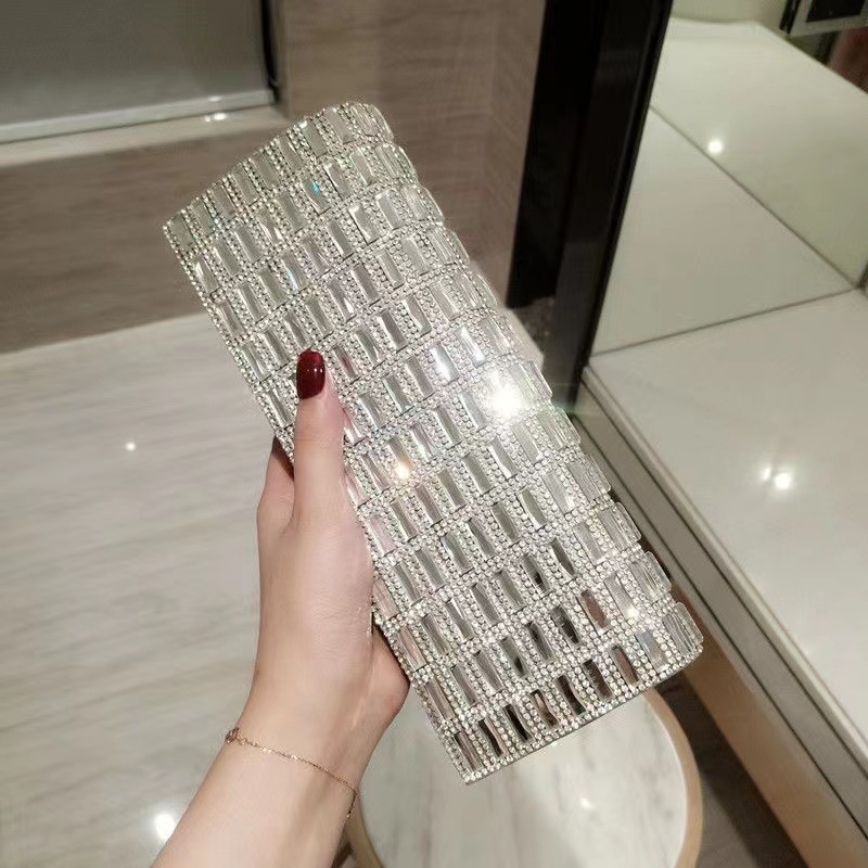 Večernja clutch torbica — svila tijelo, mala kvadratna forma, zaključavanje na bravu, horizontalni kvadratni oblik, poliester podstava