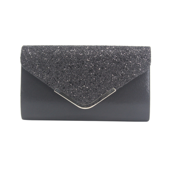 Ženska večernja torbica s lancem | PU koža • vodoravna kvadratna forma • magnetsko zatvaranje • džep za telefon • lančani remen