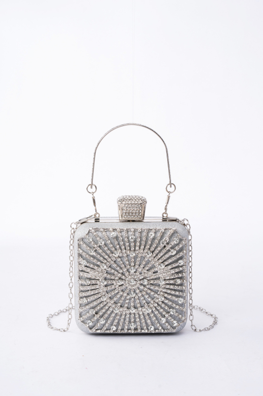 Clutch torba od legure, vertikalni kvadratni oblik, trodimenzionalni vanjski dio, zatvarač na kopču, poliester podstava