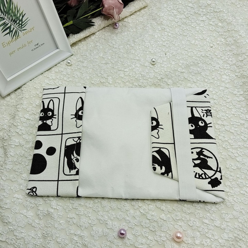 Notesztartó, kézzel készített vászonból csipkés szegéllyel — Qiu Ling; anyag: vászon; ajándék: igen; alkalmas pároknak, barátoknak, gyerekeknek, osztálytársaknak