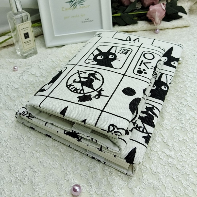 Notesztartó, kézzel készített vászonból csipkés szegéllyel — Qiu Ling; anyag: vászon; ajándék: igen; alkalmas pároknak, barátoknak, gyerekeknek, osztálytársaknak