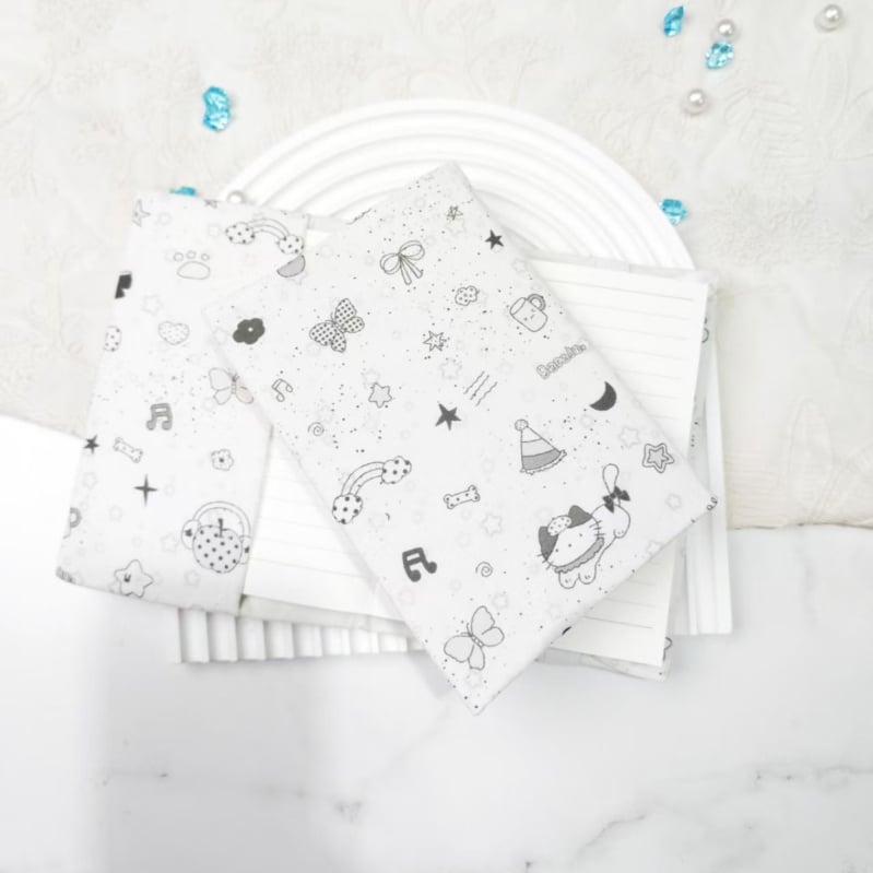 Textil füzetfedél karikatúra motívummal, állítható védőtok naplóhoz — Qiu ling