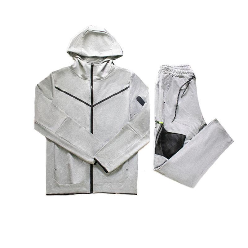 Мъжки двучастов спортен комплект с качулка, V-образно деколте и дълги ръкави, полиестер 95%, за пролет и есен