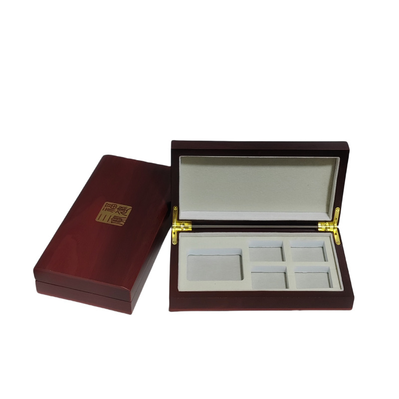 Ξύλινο κενό δώρου κουτί για συσκευασία χαπιών Pien Tze Huang Angong Niuhuang, μοντέλο 013, υλικό: ξύλο (fiberboard), τεχνική: ζεστή εκτύπωση με ασημένιο φινίρισμα, επένδυση: EVA βαμβάκι