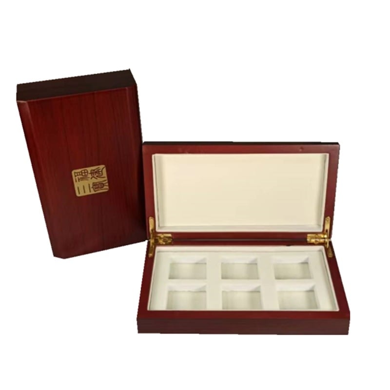 Ξύλινο κενό δώρου κουτί για συσκευασία χαπιών Pien Tze Huang Angong Niuhuang, μοντέλο 013, υλικό: ξύλο (fiberboard), τεχνική: ζεστή εκτύπωση με ασημένιο φινίρισμα, επένδυση: EVA βαμβάκι