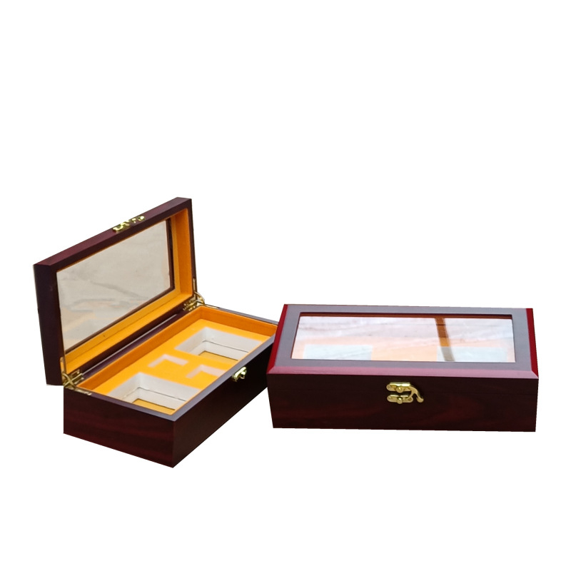 Ξύλινο κενό δώρου κουτί για συσκευασία χαπιών Pien Tze Huang Angong Niuhuang, μοντέλο 013, υλικό: ξύλο (fiberboard), τεχνική: ζεστή εκτύπωση με ασημένιο φινίρισμα, επένδυση: EVA βαμβάκι