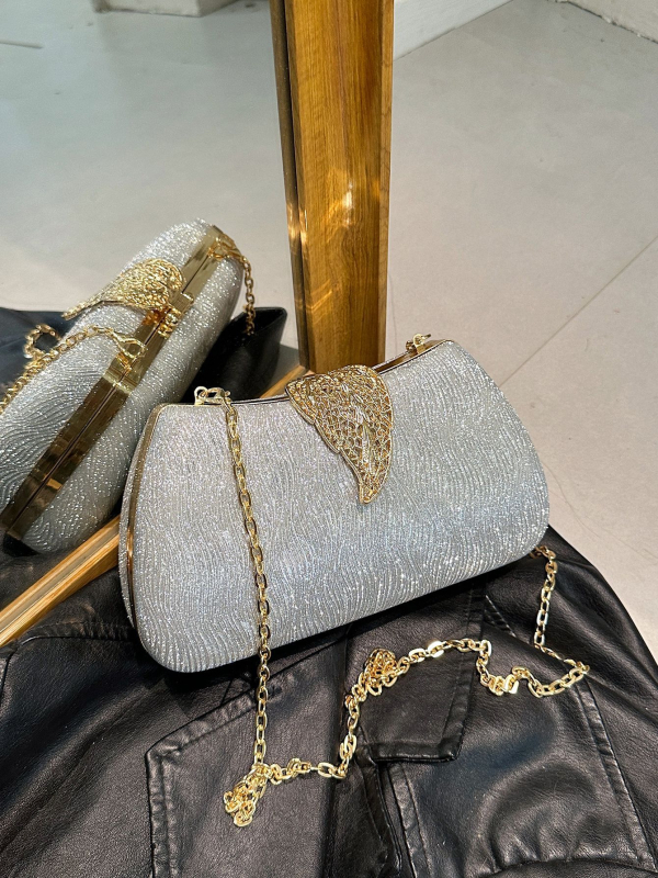 PU ženska torbica s lancem za crossbody, zaključavanje, horizontalni kvadratni oblik, džep sa zatvaračem