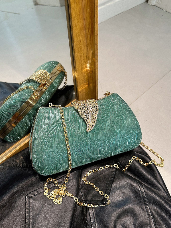 PU ženska torbica s lancem za crossbody, zaključavanje, horizontalni kvadratni oblik, džep sa zatvaračem