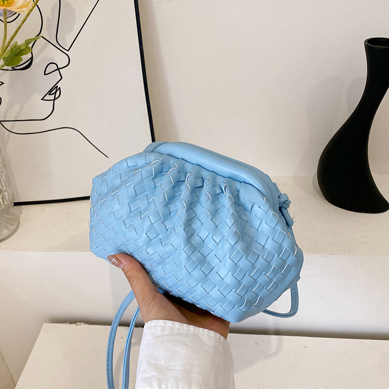 PU koža crossbody torba, ulični stil, tkana torba, vodoravni kvadratni oblik, zatvaranje klipsom