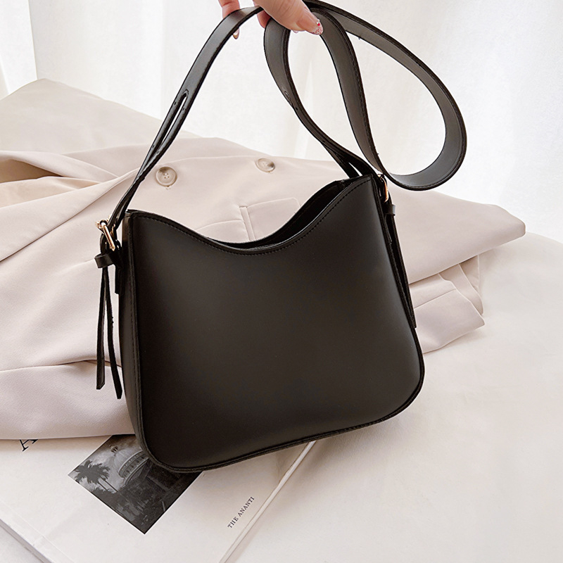 Ženska PU torba u street fashion stilu, vodoravni kvadratnog oblika, crossbody s zatvaračem, unutarnja pretinac za mobitel (PU • street fashion • vodoravni kvadratnog oblika • crossbody s zatvaračem • unutarnja pretinac za mobitel)