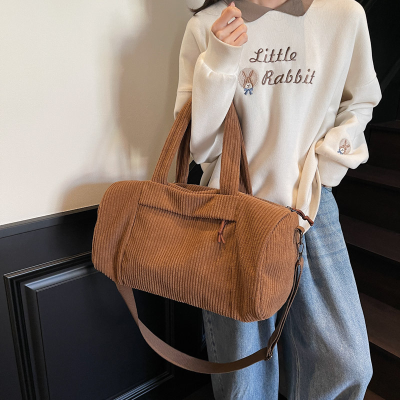 Unisex najlon torba preko ramena za putovanja, kapacitet 20–35 L, podstava od poliester