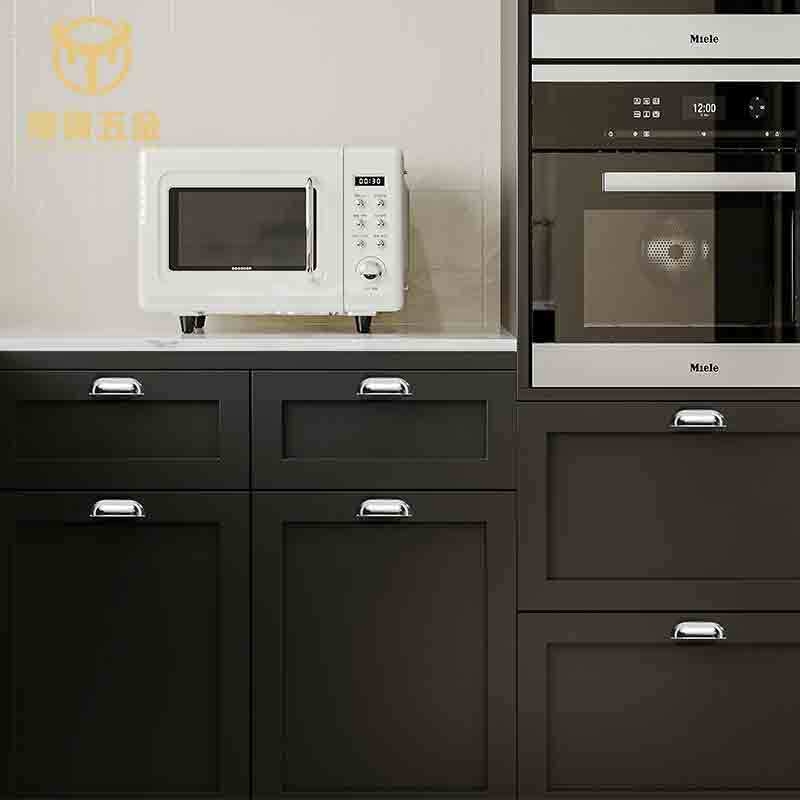 Mâner din cupru pentru uși și sertare, rotund, cu o singură gaură, formă semicirculară, model 8860, finisaj cu fir, stil modern minimalist