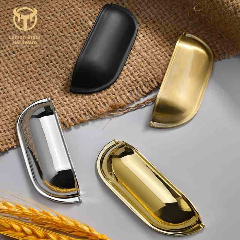 Mâner din cupru pentru uși și sertare, rotund, cu o singură gaură, formă semicirculară, model 8860, finisaj cu fir, stil modern minimalist