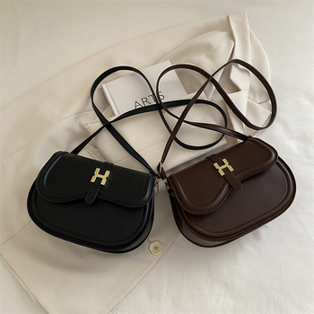 Crossbody torba u uličnoj modi, PU materijal, mala kvadratna forma, otvaranje kapom, džep za telefon