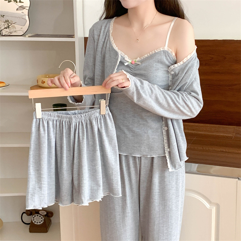 Ženski pamučni pijama set s čipkom, stil princeze, topao četverodijelni kućni outfit, pogodan i za nošenje van kuće