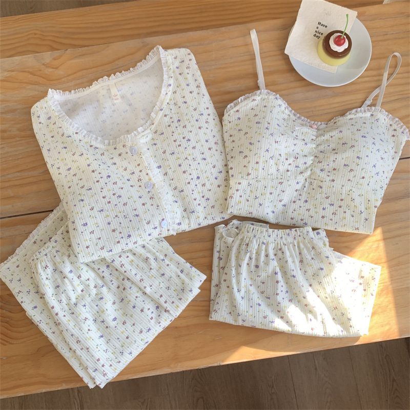 Ženski pamučni pijama set s čipkom, stil princeze, topao četverodijelni kućni outfit, pogodan i za nošenje van kuće