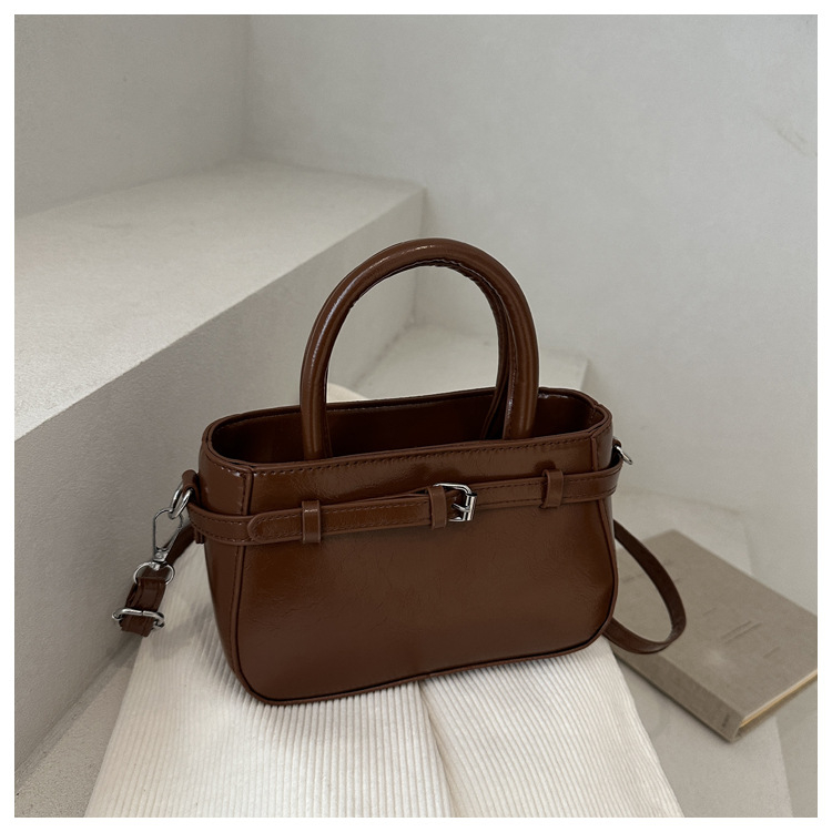 Torba preko ramena crossbody, PU koža, gradski minimalizam, zatvarač, džep za telefon, horizontalno kvadratni oblik
