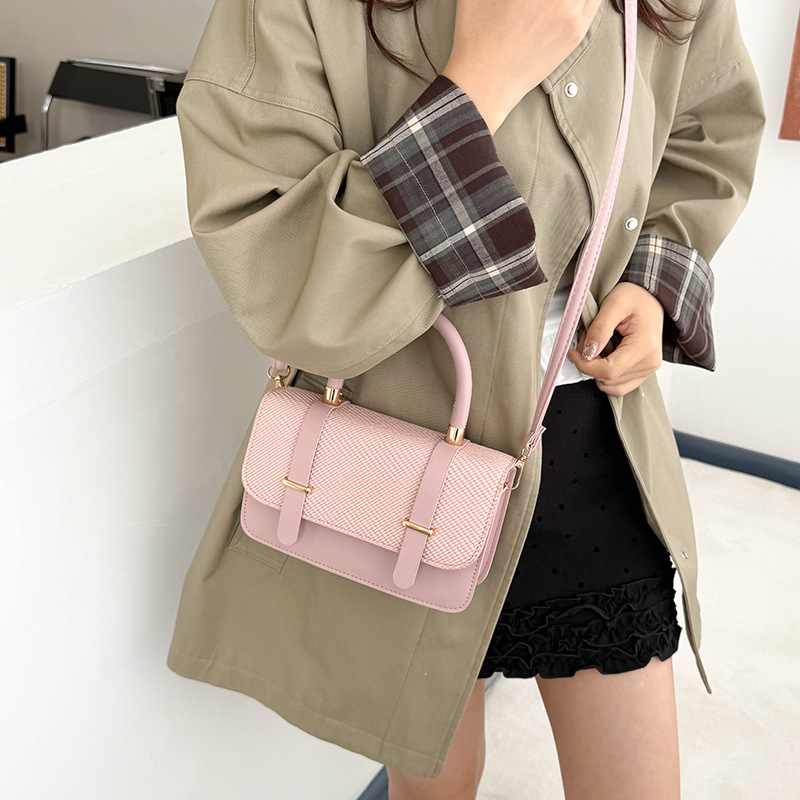 Ženska mala kvadratna torbica od PU kože — gradski jednostavan stil, horizontalan kvadratni oblik, otvaranje s poklopcem, džep za dokumente