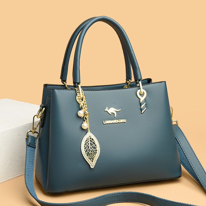 Γυναικεία PU messenger τσάντα, αστικός μινιμαλισμός, οριζόντια τετράγωνη μορφή, κλείσιμο με φερμουάρ, εσωτερικές θήκες: θήκη με φερμουάρ, θήκη για κινητό