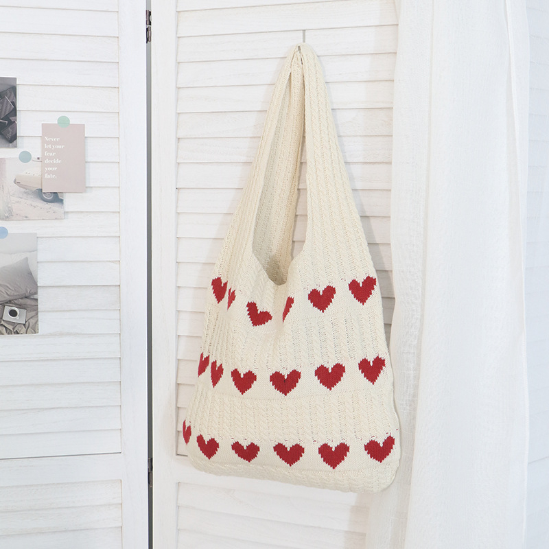 Pletene Heart Tote torba, poliester, okomita kvadratna forma, otvorena džepa, dvostruki remeni, ljeto 2025