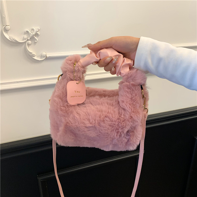 Ženska zimska torbica od vunenog pliša, gradski jednostavan stil, crossbody torba preko ramena, horizontalni kvadratni oblik, zatvarač, laminirana unutarnja pretinac