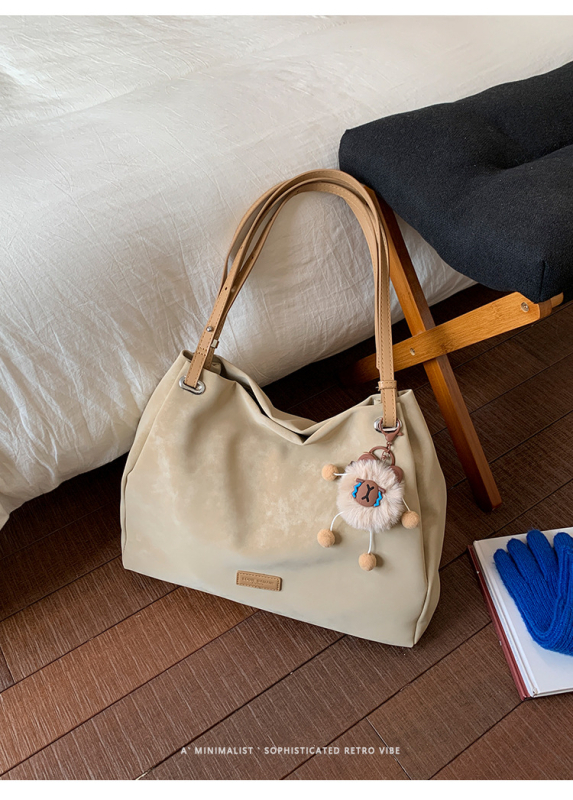 Ženska crossbody torba – luksuzan retro mat završetak, PU materijal, putnički stil, pretinjak za telefon i dokumente, magnetski zatvarač, poliester podstava