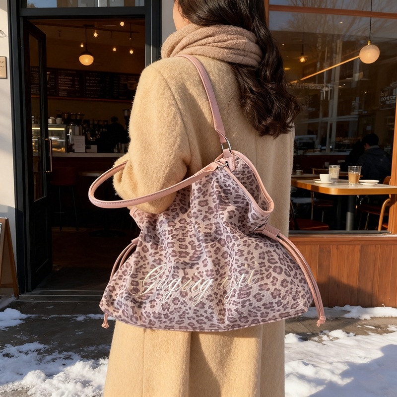 Κορεατικό ρετρό λεοπάρ σουέτ Τσάντα Tote με διπλές λαβές, κλείσιμο με φερμουάρ, εσωτερική τσέπη με φερμουάρ, οριζόντιο τετράγωνο σχήμα