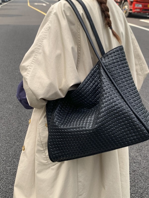 Γυναικεία vintage tote τσάντα – PU δέρμα, κάθετος τετράγωνος σχήματος, μαγνητικό κλείσιμο, κρυφή τσέπη με φερμουάρ, δύο ιμάντες ώμου