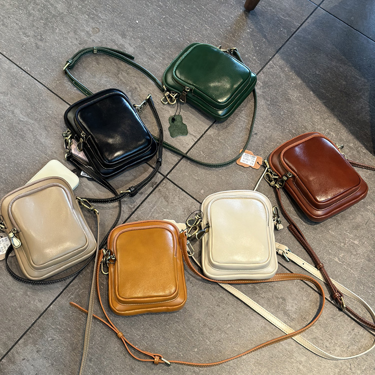 Crossbody torba - Prava koža, koža prvog sloja, Vertikalni kvadratni oblik, Zip zatvaranje