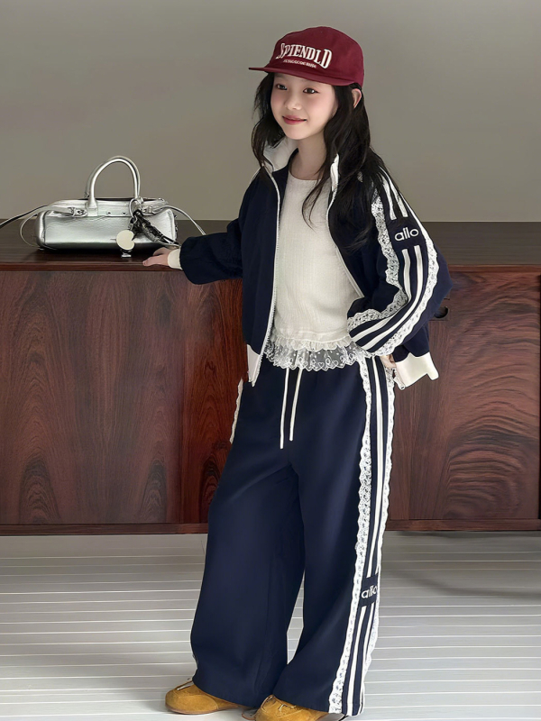 Koreai stílusú gyerekeknek készült csipkés dzseki és nadrág szett, hosszú ujjú zipzáros dzseki, két darab, 8 év feletti korosztály, ősz 2025