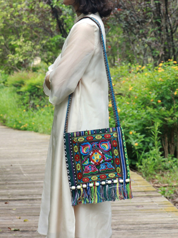 Yunnai bojtos válltáska, etnikus stílus, poliészter, cipzár