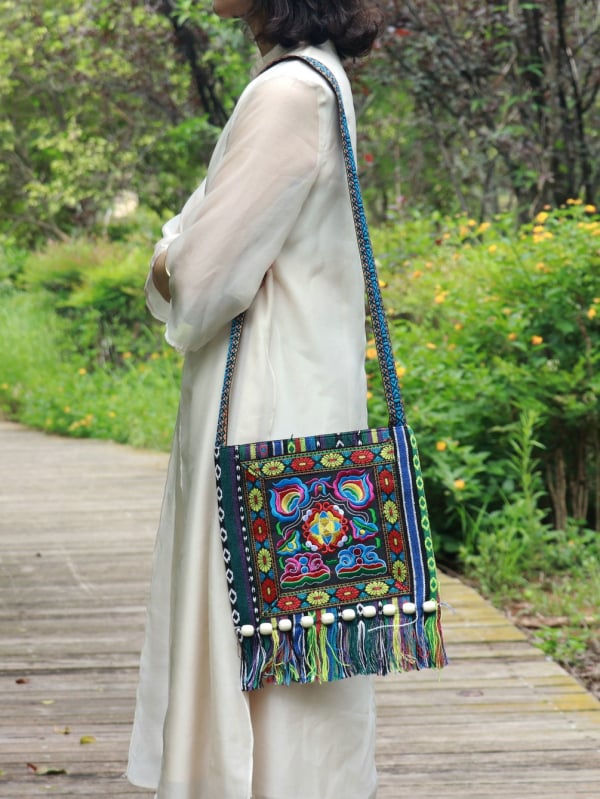 Yunnai bojtos válltáska, etnikus stílus, poliészter, cipzár